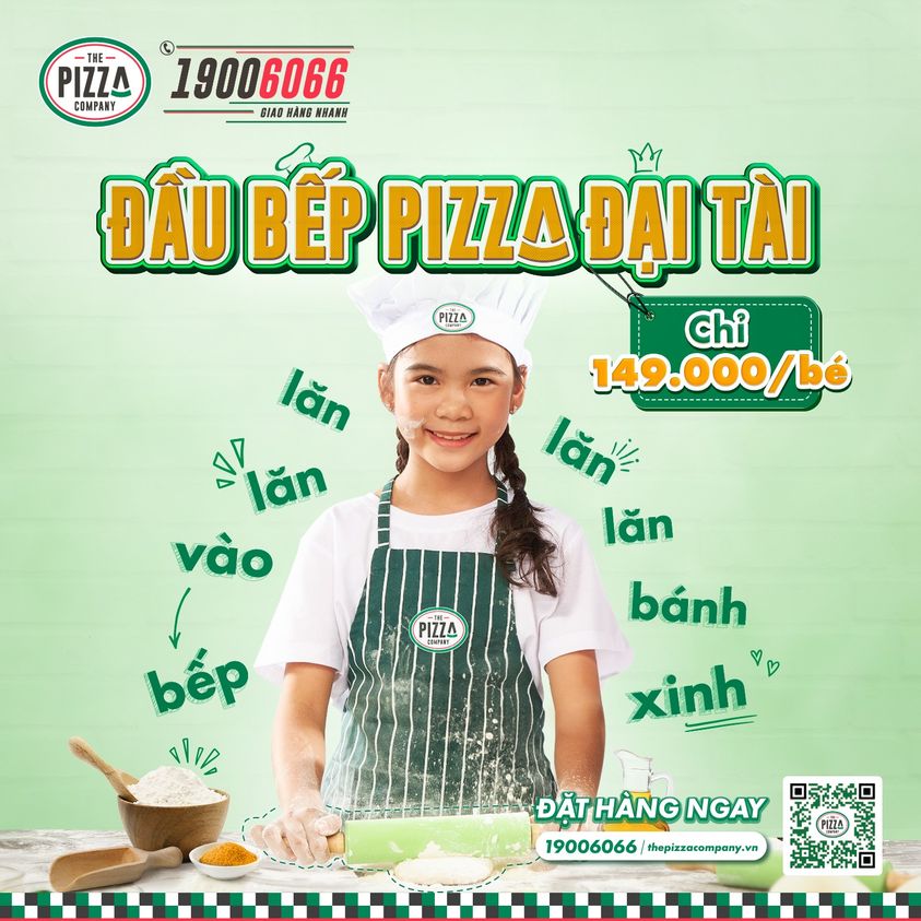 BABY ROLLS INTO THE KITCHEN - LEARN TO MAKE CUTE PIZZA